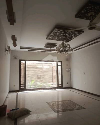 A Prime Location House Of 400 Square Yards In Federal B Area - Block 11