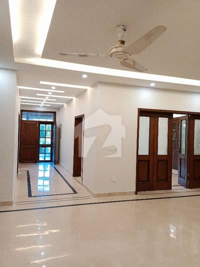 Beautiful Upper Portion For Rent
