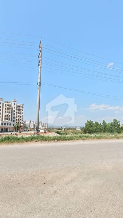 PHA APARTMENT GROUND FLOOR AVAILABLE FOR BANK LONE