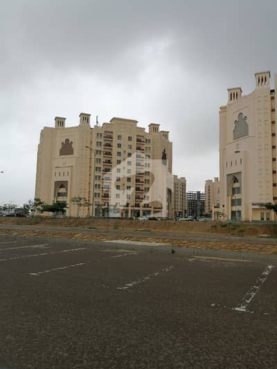 2 Bed DDL 1400 Sq feet flat Available FOR SALE IN bahria heights. All Amenities Including Park , Mosques And Gallery