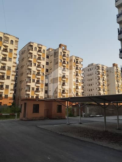 آئی ۔ 16 اسلام آباد میں 2 کمروں کا 4 مرلہ فلیٹ 85.0 لاکھ میں برائے فروخت۔
