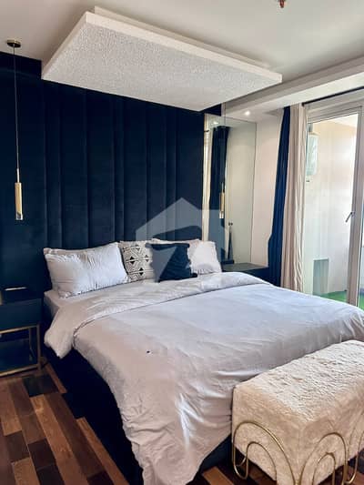1 Bedroom Luxury Furnished Apartment is Available for Rent in Bahria Town Lahore