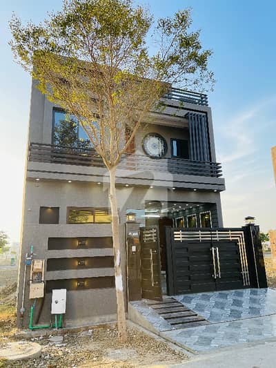 Get A Prime Location 5 Marla House For sale In Royal Palm City Get A Prime Location 5 Marla House For sale In Royal Palm City