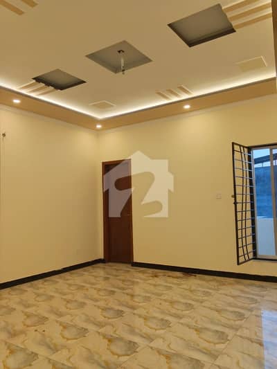 10 Marla Brand New Uper Portion Available For Rent