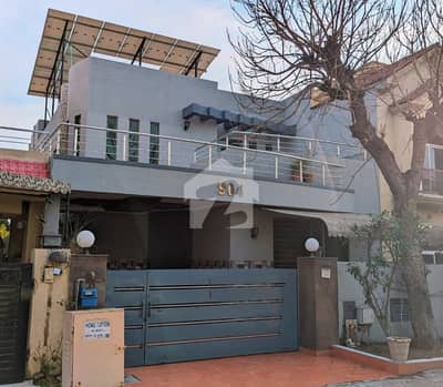 10 Marla Luxury House for Sale Bahria Town Phase 4, Islamabad 10 Marla Luxury House for Sale Bahria Town Phase 4, Islamabad