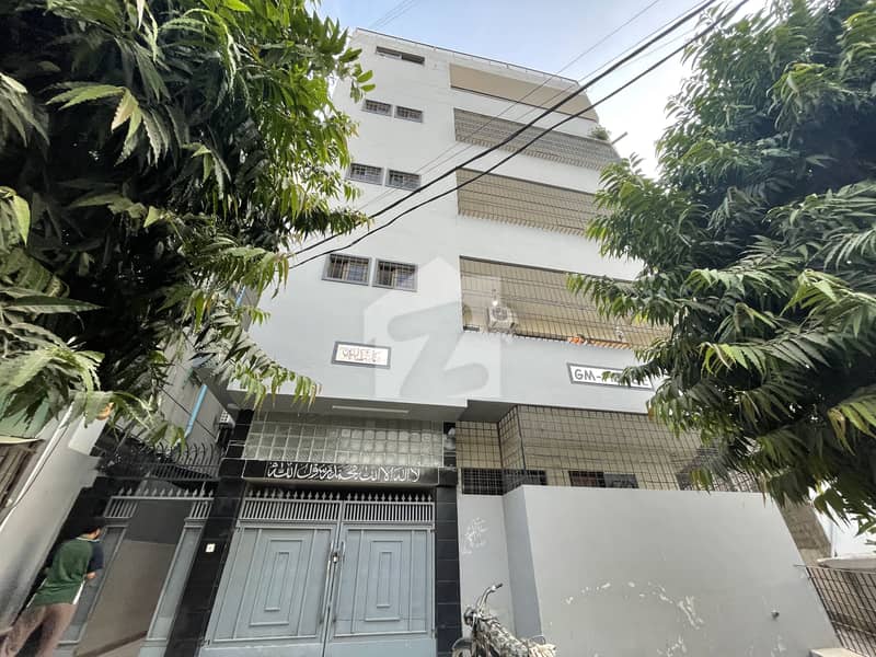 Luxurious 3-Bed DD Apartment in Al Hilal Society Prime Location Luxurious 3-Bed DD Apartment in Al Hilal Society Prime Location