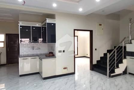 Prime Location 125 Square Yards House In Karachi Is Available For sale Prime Location 125 Square Yards House In Karachi Is Available For sale