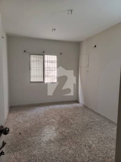 Flat Available For Sale In Gulistan-E-Jauhar - Block 16 Flat Available For Sale In Gulistan-E-Jauhar - Block 16