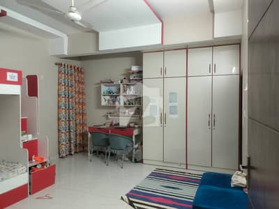 240 Sq. Yards Luxury Bungalow With Solar | Ground + 2 Floors | Capital Society