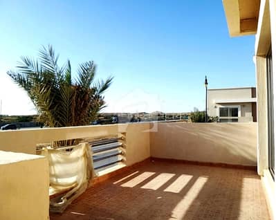 Prime Location House Sized 200 Square Yards In Bahria Town - Precinct 10-A Prime Location House Sized 200 Square Yards In Bahria Town - Precinct 10-A