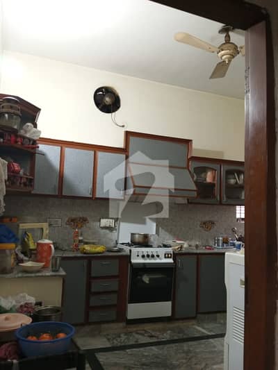پی جی ای سی ایچ ایس فیز 1 پنجاب گورنمنٹ ایمپلائیز سوسائٹی,لاہور میں 5 کمروں کا 10 مرلہ مکان 3.2 کروڑ میں برائے فروخت۔ پی جی ای سی ایچ ایس فیز 1 پنجاب گورنمنٹ ایمپلائیز سوسائٹی,لاہور میں 5 کمروں کا 10 مرلہ مکان 3.2 کروڑ میں برائے فروخت۔