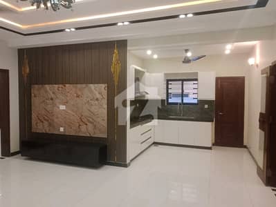 Investors Should Sale This Lower Portion Located Ideally In Multan Road
