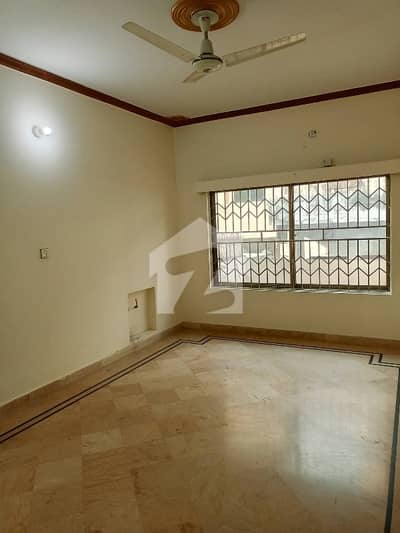 G10/4 Upper Portion Available For Rent Haring Possible