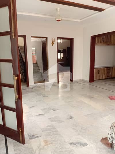 1 Kanal Double Storey House For Rent In Sarwar Road Cantt