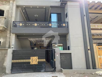 Prime Location Snober City 5 Marla House Up For Sale