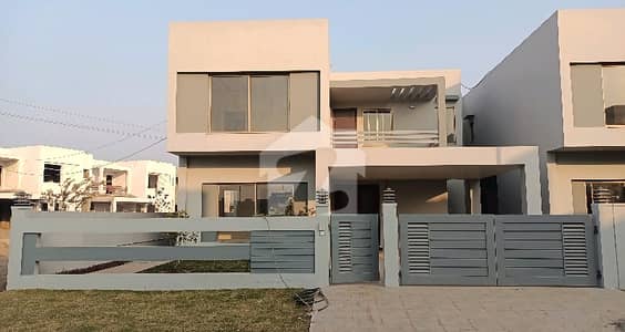 12 Marla House In Beautiful Location Of DHA Villas In Multan