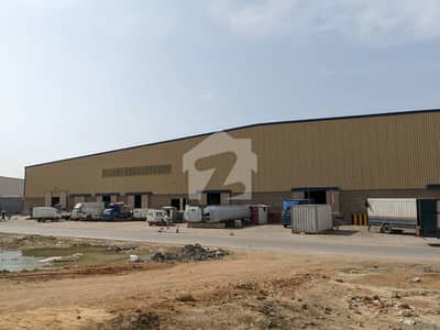 کراچی - حیدرآباد موٹروے حیدر آباد میں 8 کنال گودام 13.0 لاکھ میں کرایہ پر دستیاب ہے۔