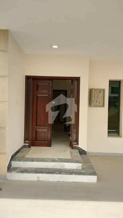 Askari 6 SU House, 375 SQ Yards, Prime Location For Sale