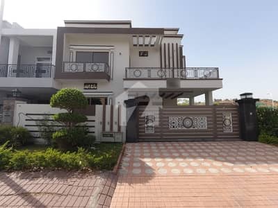 Beautifully Constructed On Excellent Location House Is Available For sale In Bahria Greens - Overseas Enclave - Sector 6