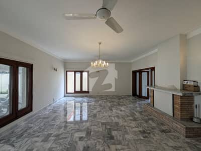 Prime 488 Sq. Yd. Demolishable House For Sale | Excellent Investment