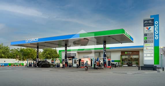 کالج روڈ لاہور میں 3 کمروں کا 4 کنال علاوہ 28.0 کروڑ میں برائے فروخت۔