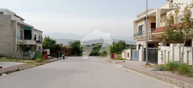 Ideal Residential Plot For sale In Bahria Enclave - Sector C2 Ideal Residential Plot For sale In Bahria Enclave - Sector C2