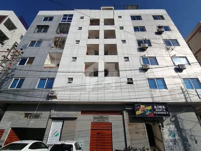 ڈی ایچ اے فیز 4 ڈی ایچ اے ڈیفینس,کراچی میں 3 کمروں کا 8 مرلہ فلیٹ 4.75 کروڑ میں برائے فروخت۔