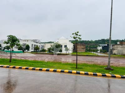Prime Location 2 Kanal Plot Block D