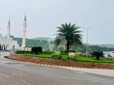 Main Boulevard 1 Kanal Plot Block C