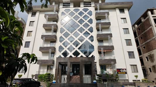 4.6 Marla Corner Flat For Rent Phase 8 - Ex Air Avenue DHA Lahore