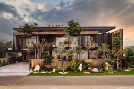 2 KANAL ULTRA LUXURIOUS MODERN DESIGNER HOUSE FOR SALE