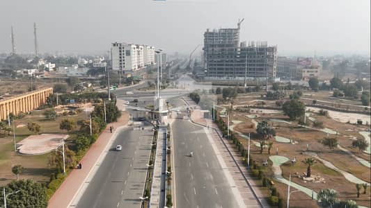 Prime 5 Marla Commercial Plot for Sale in Prime location D2 Block, Bahria Orchard Lahore Prime 5 Marla Commercial Plot for Sale in Prime location D2 Block, Bahria Orchard Lahore