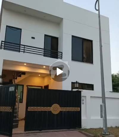 گندهارا سٹی اسلام آباد میں 5 کمروں کا 5 مرلہ مکان 1.92 کروڑ میں برائے فروخت۔