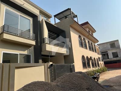 House Sized 1769 Square Feet Is Available For sale In Bani Gala