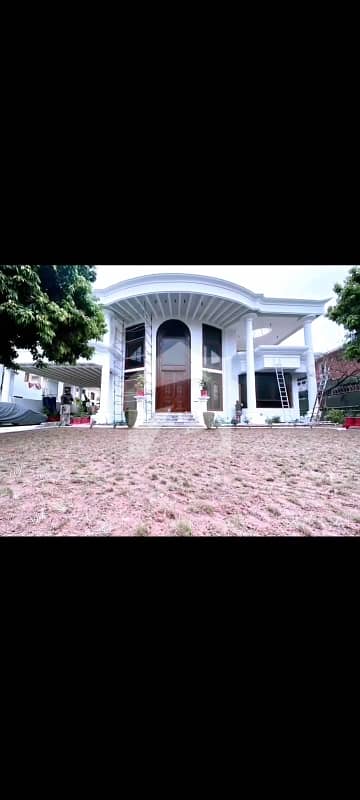 ایف ۔ 10/1 ایف ۔ 10,اسلام آباد میں 9 کمروں کا 2 کنال مکان 48.0 کروڑ میں برائے فروخت۔