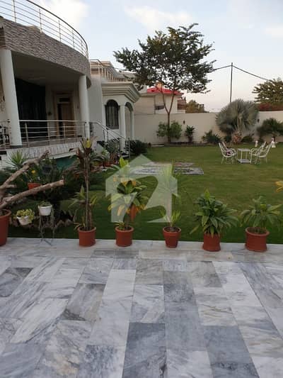 new house for rent available in Shami Road