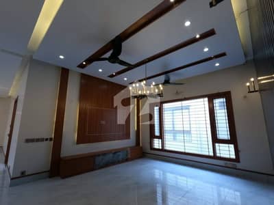 CHANCE DEAL 500 YARDS BRAND NEW BUNGALOW FOR SALE