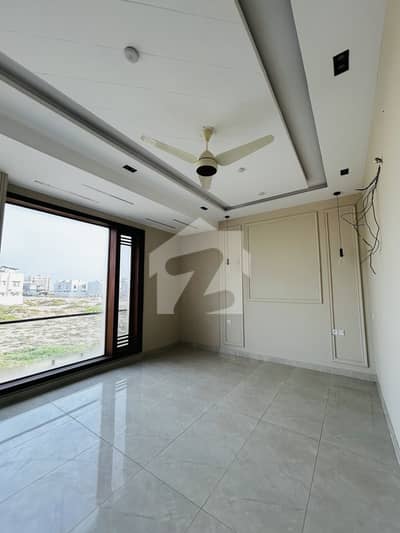 300 Yards Lightly Used Bungalow for Rent in DHA Phase 8 Zone A 2+3 Bedrooms with Basement