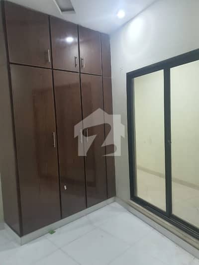 Flat Fo sale