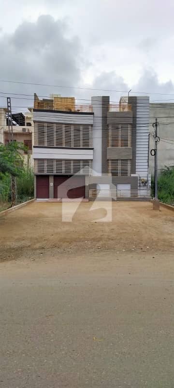 Prime 240 Sq. Yds. Bungalow for Sale