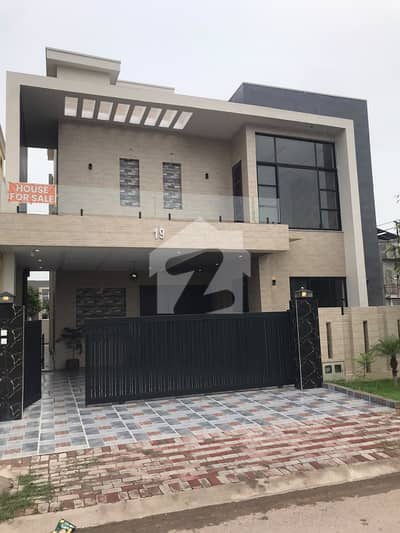 10 Marla Brand New Luxury Very Beautiful Hot Location House For Sale In Bahria Enclave Islamabad
