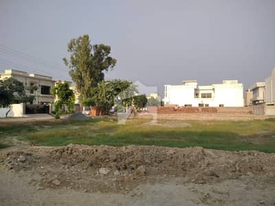 سینٹرل پارک - بلاک بی بی سینٹرل پارک ہاؤسنگ سکیم,لاہور میں 5 مرلہ رہائشی پلاٹ 1.0 کروڑ میں برائے فروخت۔ سینٹرل پارک - بلاک بی بی سینٹرل پارک ہاؤسنگ سکیم,لاہور میں 5 مرلہ رہائشی پلاٹ 1.0 کروڑ میں برائے فروخت۔