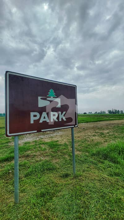 Prime Location 5 Marla Plot For Sale in Etihad Town Phase 2