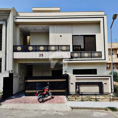 جناح گارڈنز ایف ای سی ایچ ایس,اسلام آباد میں 4 کمروں کا 8 مرلہ مکان 3.55 کروڑ میں برائے فروخت۔ جناح گارڈنز ایف ای سی ایچ ایس,اسلام آباد میں 4 کمروں کا 8 مرلہ مکان 3.55 کروڑ میں برائے فروخت۔