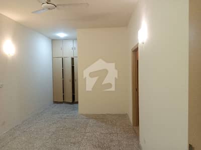 1 Kanal Separate Gate Upper Portion With Servant Quarter Is Available For Rent In Dha Phase 2 Near Lalik Jan Chowk