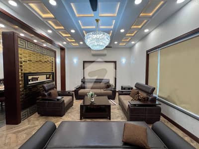 Luxurious 1 Kanal House For Sale