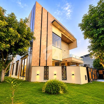 Corner 10 Marla Designer House For Sale in Bahria Phase 8