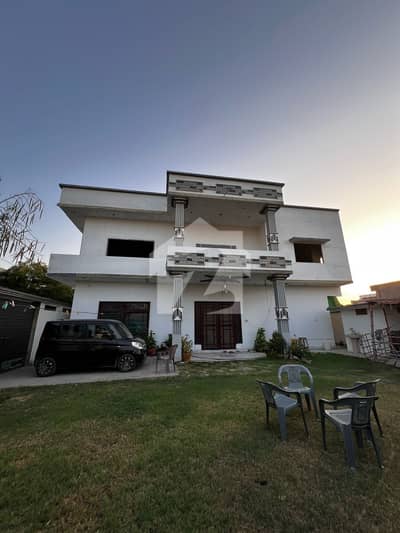 SLIGHTLY USED GROUND PLUS ONE CORNER HOUSE FOR SALE SLIGHTLY USED GROUND PLUS ONE CORNER HOUSE FOR SALE
