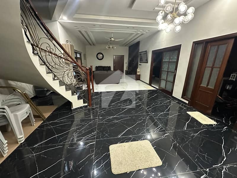 INDEPENDENT BUNGALOW FOR SILENT/COMMERCIAL USE INDEPENDENT BUNGALOW FOR SILENT/COMMERCIAL USE