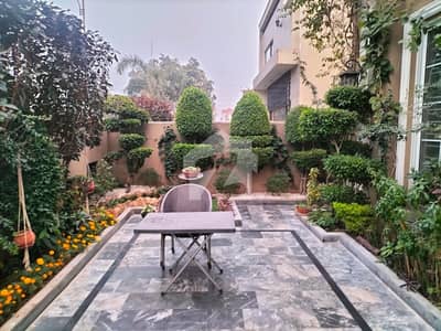 1-Kanal Slightly Used Owner Build Farnished Bungalow In Dha Phase-6,Near To Dolmen Mall,Original Pictures Attached